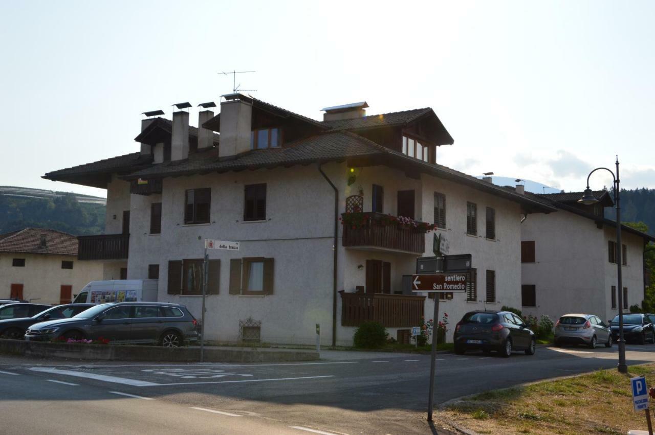 Appartement Il Nido Dei Sogni Sanzeno Extérieur photo